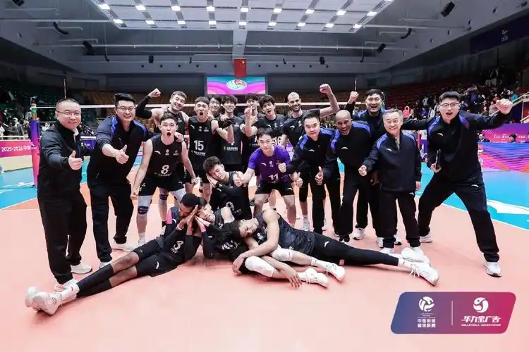 西班牙乙级联赛：阿尔梅里亚 VS 格拉纳达